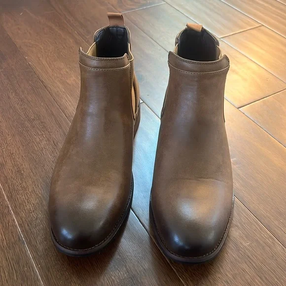 Vance Co. Landon • Chelsea Dress Boot - Picture 4 of 7